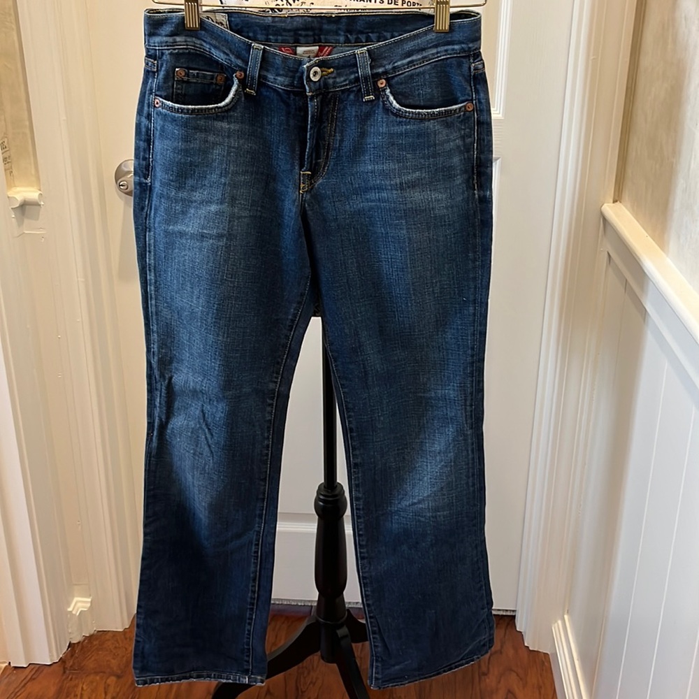 Vintage Lucky size 6 boot cut regular length